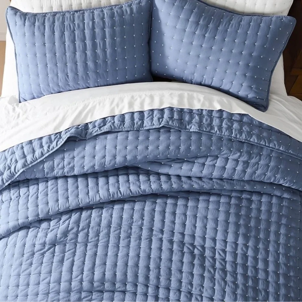 🆕 PB Style King Quilt Set Tufted Classic Blue 3 piece Luxury Hotel Style Bedding